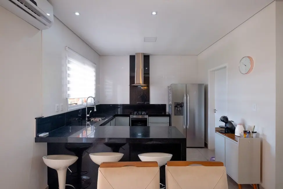 Foto 3 de Sobrado com 3 quartos à venda, 250m2 em Sumare - SP