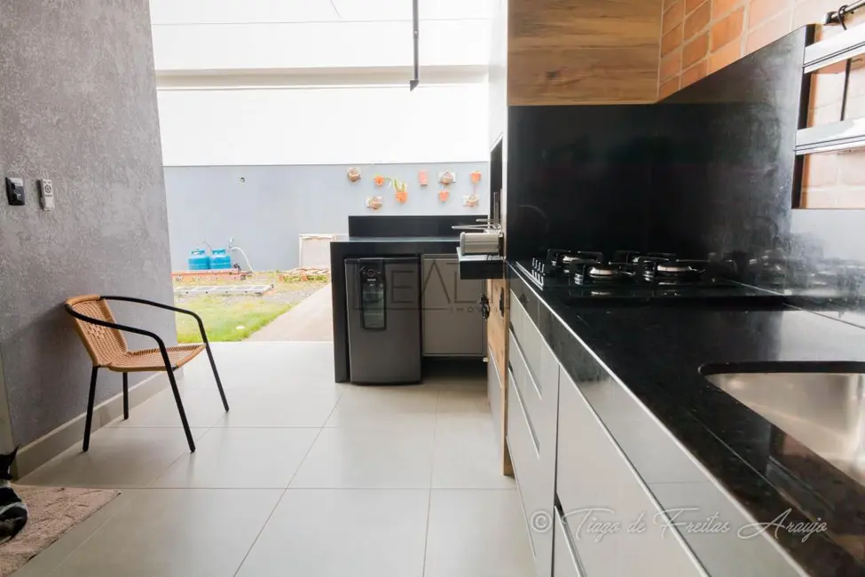 Foto 7 de Sobrado com 3 quartos à venda, 250m2 em Sumare - SP