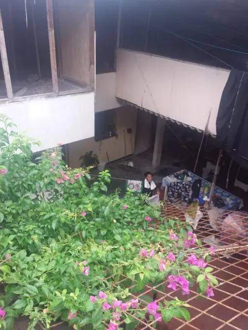 Casa Comercial com 4 quartos à venda, 720m2 em Manaus - AM - imagem 5 Foto 5 de Casa Comercial com 4 quartos à venda, 720m2 em Manaus - AM