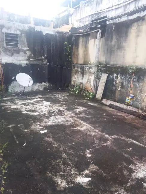 Casa Comercial com 4 quartos à venda, 720m2 em Manaus - AM - imagem 4 Foto 4 de Casa Comercial com 4 quartos à venda, 720m2 em Manaus - AM