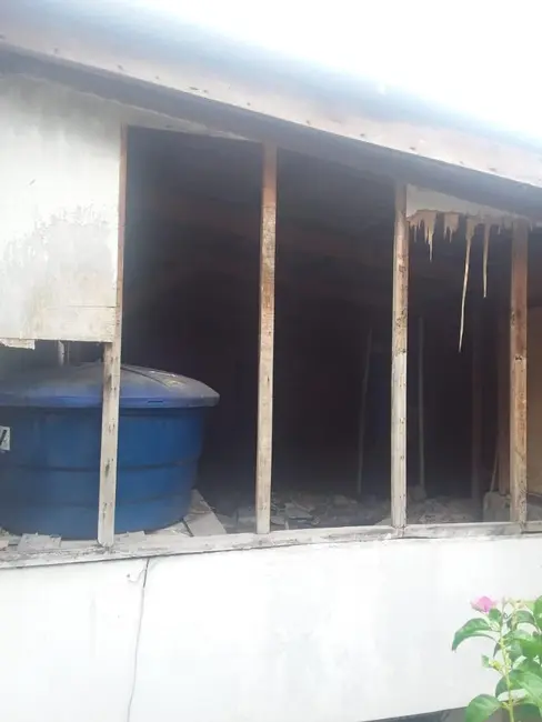 Casa Comercial com 4 quartos à venda, 720m2 em Manaus - AM - imagem 3 Foto 3 de Casa Comercial com 4 quartos à venda, 720m2 em Manaus - AM