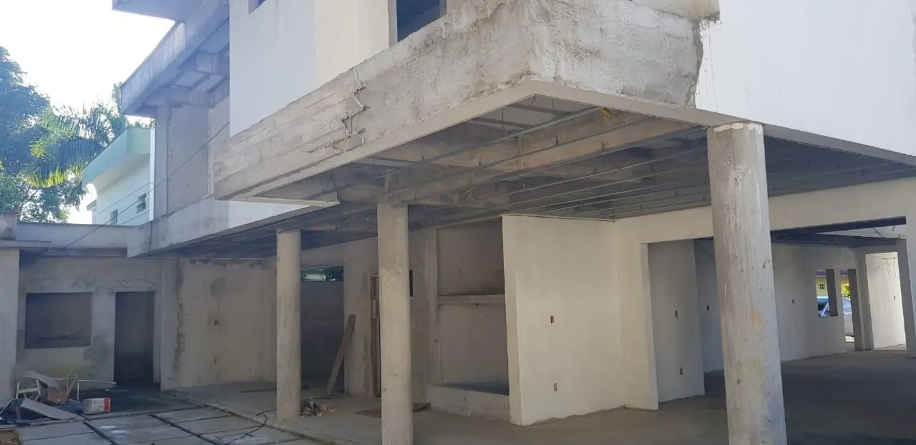 Casa de Condomínio com 6 quartos à venda, 620m2 em Manaus - AM - imagem 3 Foto 3 de Casa de Condomínio com 6 quartos à venda, 620m2 em Manaus - AM