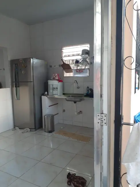 Casa com 5 quartos à venda, 300m2 em Manaus - AM - imagem 3 Foto 3 de Casa com 5 quartos à venda, 300m2 em Manaus - AM