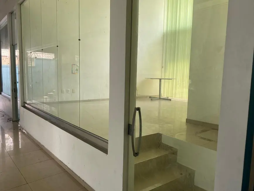 Foto 2 de Loja para alugar, 39m2 em Manaus - AM