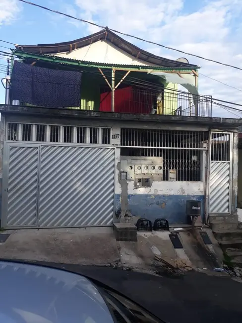 Foto 2 de Casa com 9 quartos à venda, 200m2 em Manaus - AM