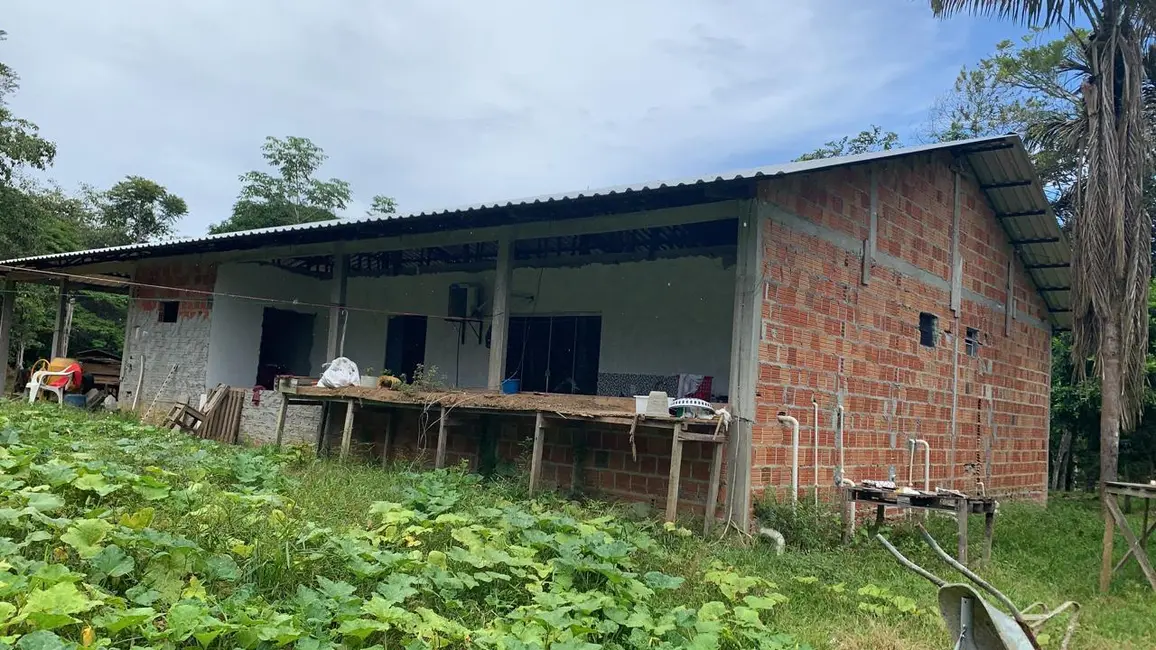 Foto 4 de Sítio / Rancho com 2 quartos à venda, 240m2 em Iranduba - AM