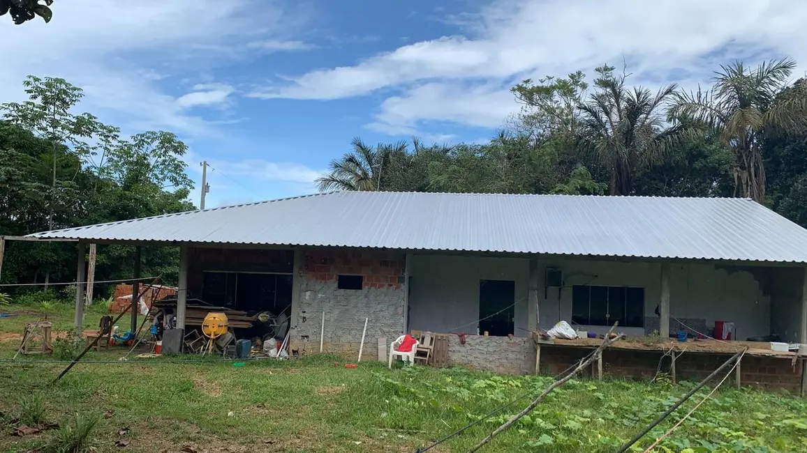 Foto 2 de Sítio / Rancho com 2 quartos à venda, 240m2 em Iranduba - AM