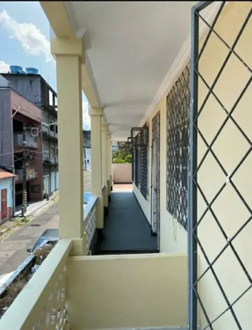 Foto 3 de Casa com 8 quartos à venda, 404m2 em Manaus - AM