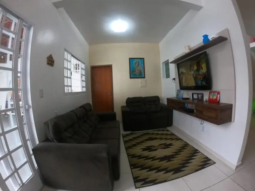 Foto 3 de Casa com 5 quartos à venda, 300m2 em Manaus - AM