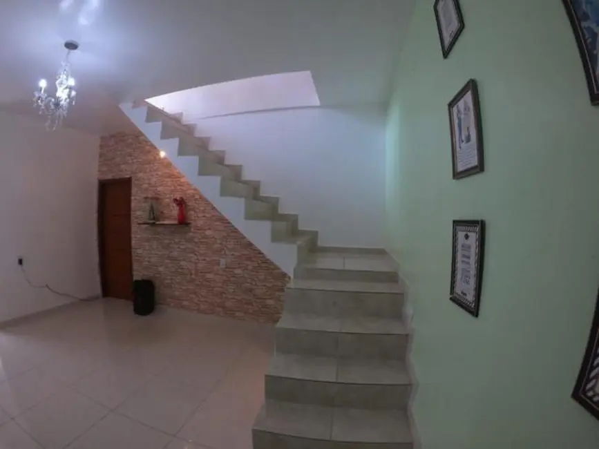 Foto 6 de Casa com 5 quartos à venda, 300m2 em Manaus - AM