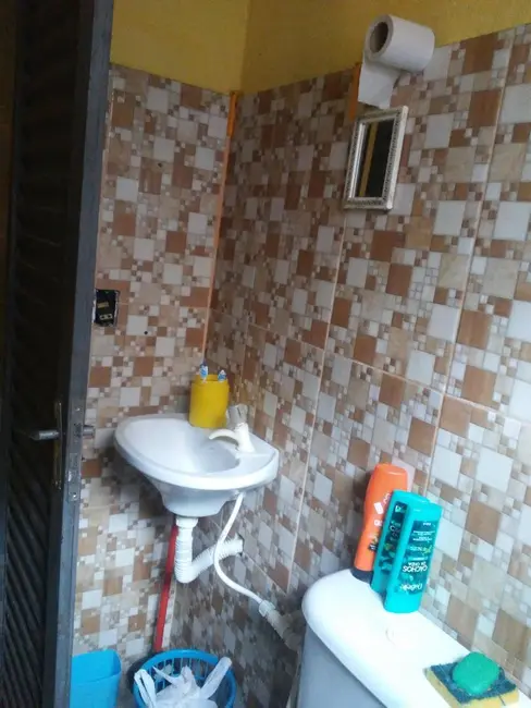 Foto 4 de Casa Comercial com 2 quartos à venda, 200m2 em Manaus - AM