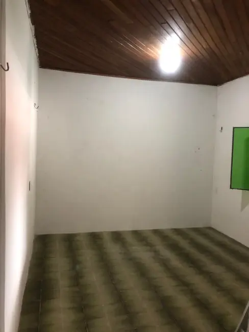 Casa de Condomínio com 4 quartos à venda, 240m2 em Manaus - AM - imagem 4 Foto 4 de Casa de Condomínio com 4 quartos à venda, 240m2 em Manaus - AM