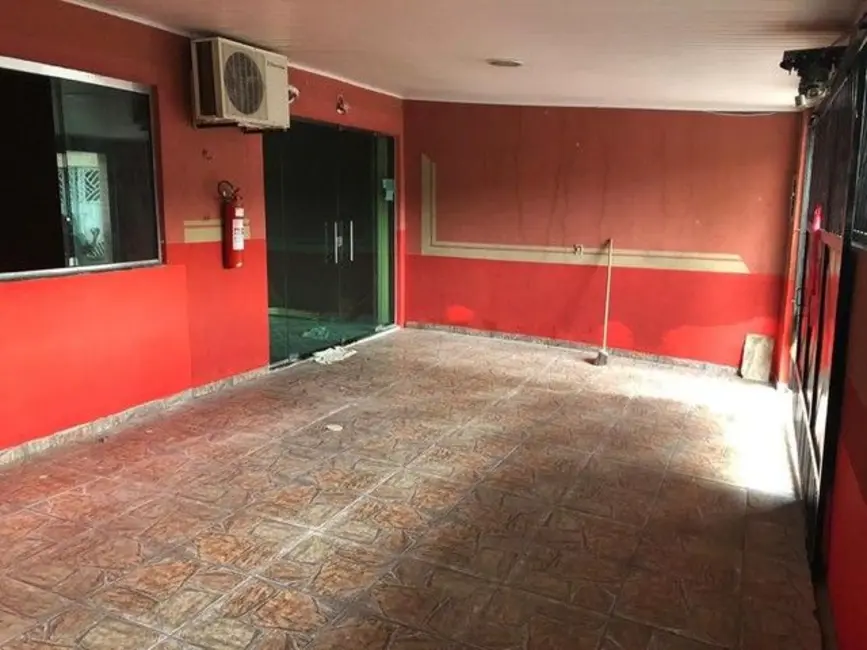 Foto 2 de Casa Comercial com 3 quartos à venda, 150m2 em Manaus - AM