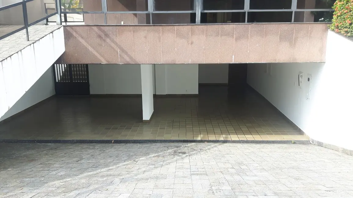 Casa de Condomínio com 4 quartos à venda, 782m2 em Manaus - AM - imagem 5 Foto 5 de Casa de Condomínio com 4 quartos à venda, 782m2 em Manaus - AM