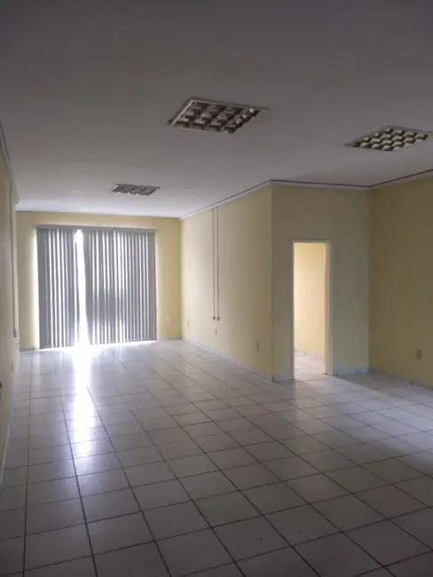 Prédio Inteiro à venda e para alugar, 460m2 em Manaus - AM - imagem 5 Foto 5 de Prédio Inteiro à venda e para alugar, 460m2 em Manaus - AM