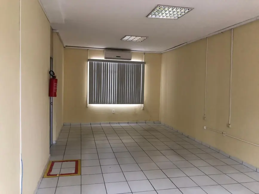 Prédio Inteiro à venda e para alugar, 460m2 em Manaus - AM - imagem 6 Foto 6 de Prédio Inteiro à venda e para alugar, 460m2 em Manaus - AM