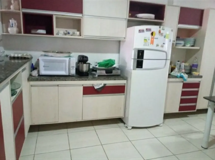 Foto 1 de Casa com 3 quartos à venda, 152m2 em Manaus - AM