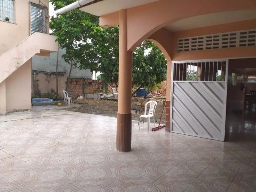 Foto 1 de Casa com 5 quartos à venda, 300m2 em Manaus - AM