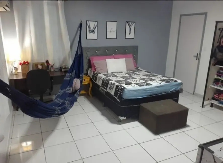 Casa de Condomínio com 3 quartos à venda, 250m2 em Manaus - AM - imagem 4 Foto 4 de Casa de Condomínio com 3 quartos à venda, 250m2 em Manaus - AM