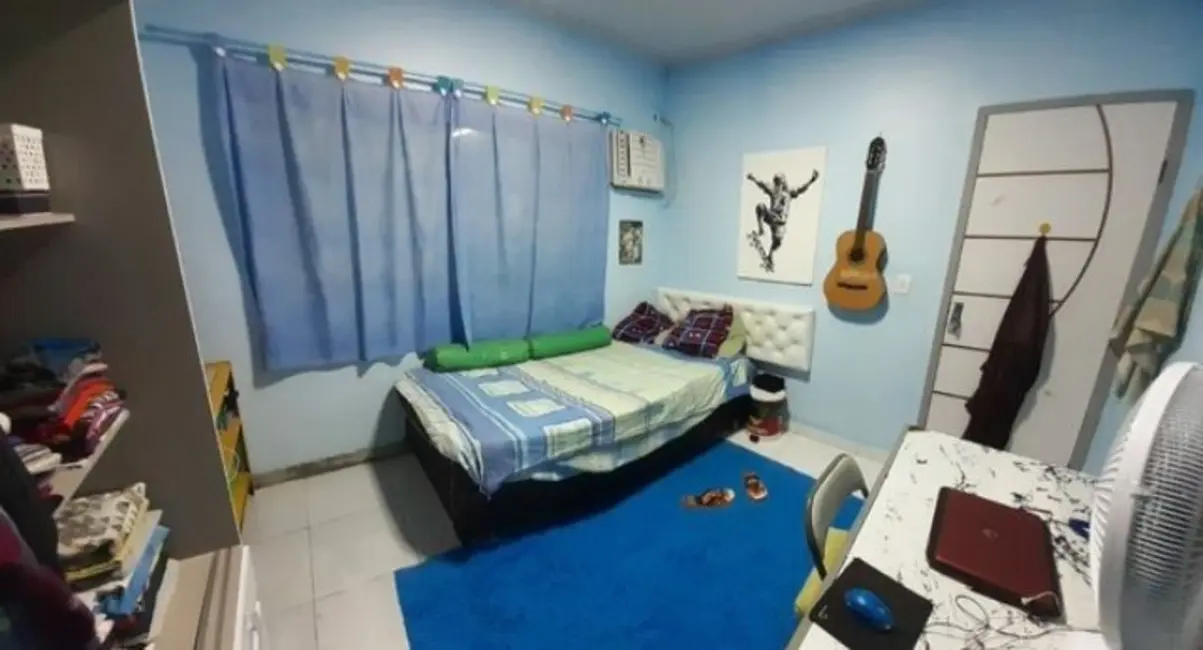 Foto 2 de Casa de Condomínio com 3 quartos à venda, 250m2 em Manaus - AM