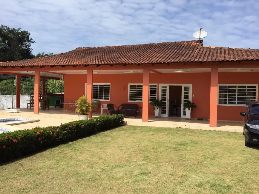 Foto 2 de Chácara com 4 quartos à venda e para alugar, 220m2 em Manaus - AM