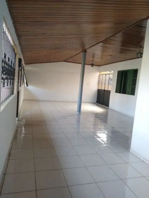 Foto 2 de Casa de Condomínio com 4 quartos à venda, 300m2 em Manaus - AM