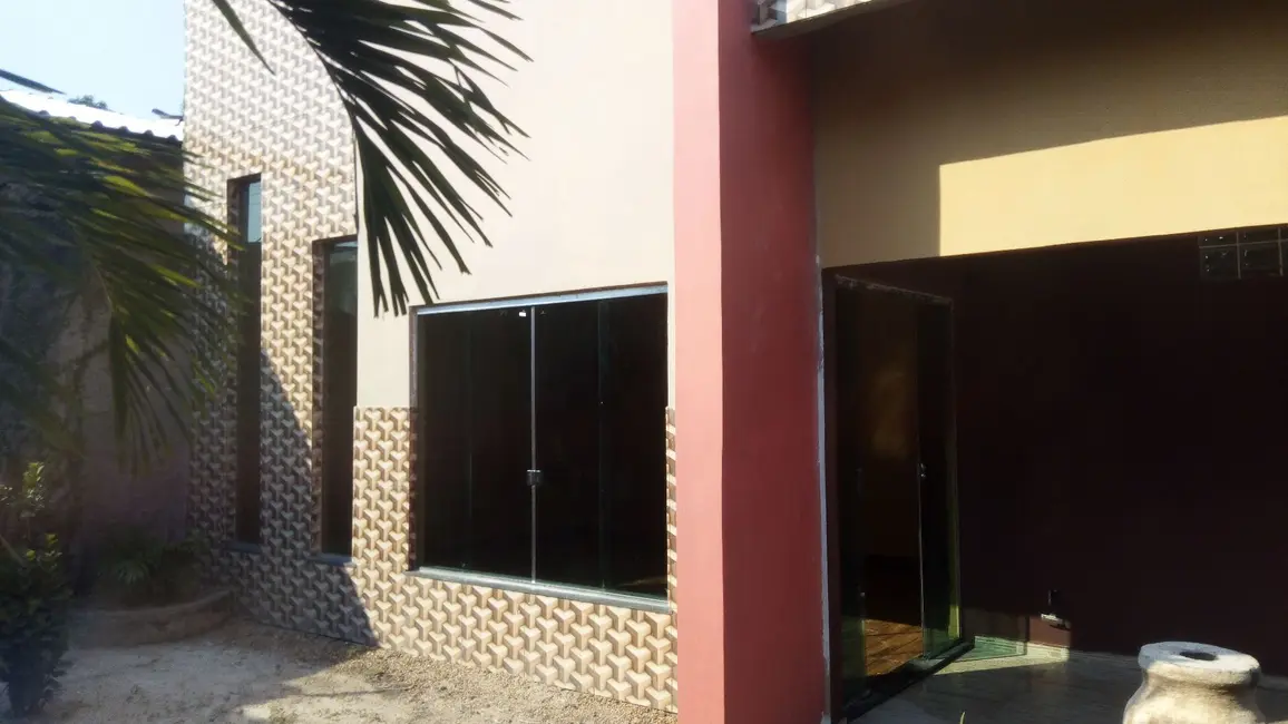 Foto 2 de Casa de Condomínio com 4 quartos à venda, 450m2 em Manaus - AM