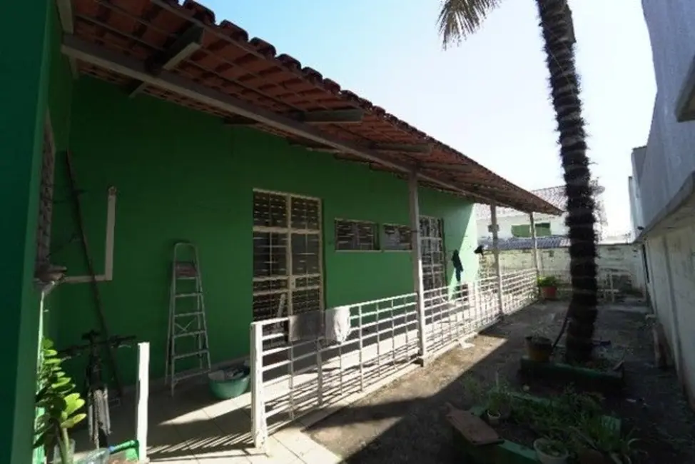 Casa de Condomínio com 4 quartos à venda, 500m2 em Manaus - AM - imagem 3 Foto 3 de Casa de Condomínio com 4 quartos à venda, 500m2 em Manaus - AM
