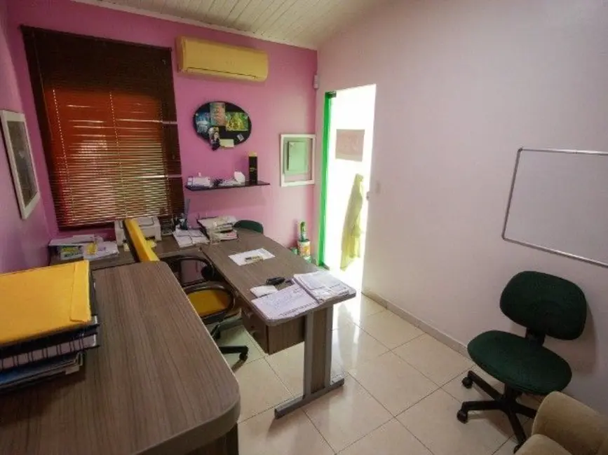 Loja à venda, 350m2 em Manaus - AM - imagem 9 Foto 9 de Loja à venda, 350m2 em Manaus - AM