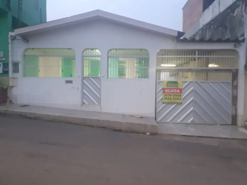 Foto 1 de Casa com 3 quartos à venda, 180m2 em Manaus - AM