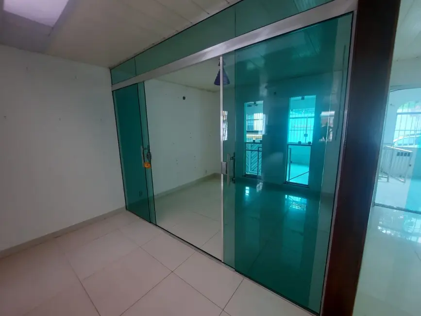 Foto 7 de Casa com 3 quartos à venda, 180m2 em Manaus - AM