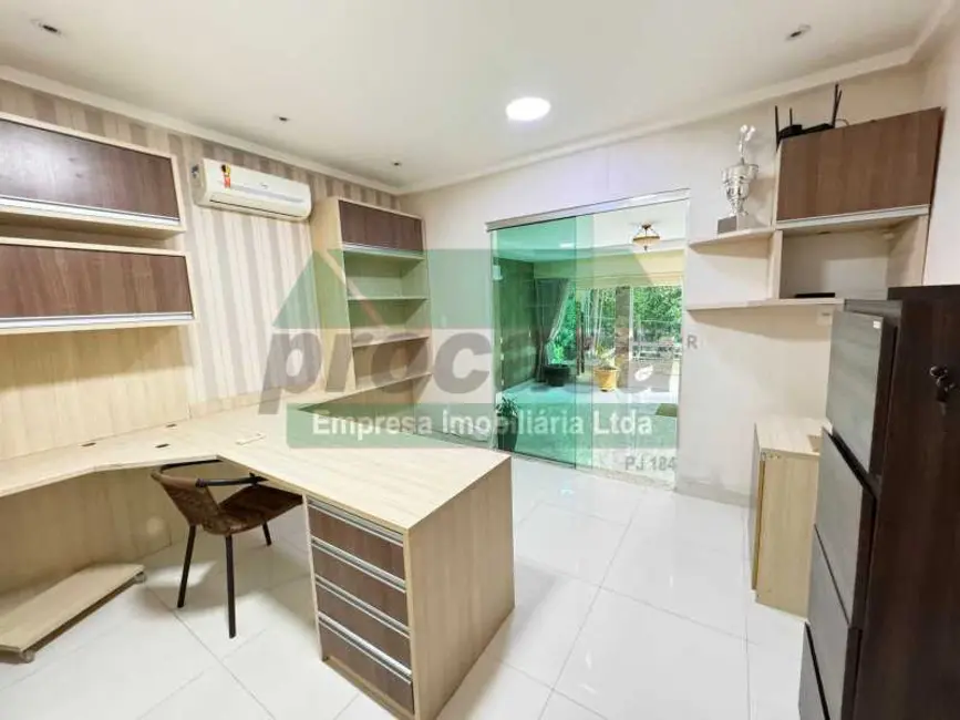 Casa com 4 quartos à venda, 700m2 em Manaus - AM - imagem 7 Foto 7 de Casa com 4 quartos à venda, 700m2 em Manaus - AM