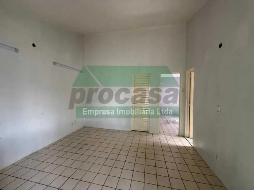 Casa com 2 quartos para alugar, 98m2 em Manaus - AM - imagem 8 Foto 8 de Casa com 2 quartos para alugar, 98m2 em Manaus - AM