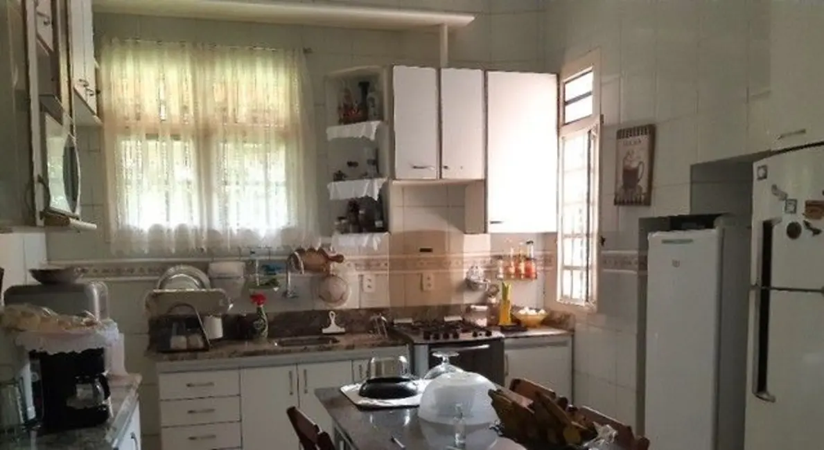 Casa de Condomínio com 4 quartos à venda, 300m2 em Manaus - AM - imagem 3 Foto 3 de Casa de Condomínio com 4 quartos à venda, 300m2 em Manaus - AM