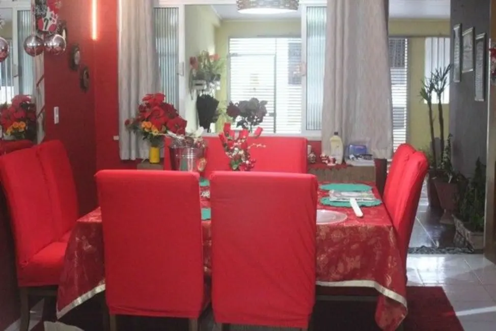 Casa de Condomínio com 5 quartos à venda, 300m2 em Manaus - AM - imagem 4 Foto 4 de Casa de Condomínio com 5 quartos à venda, 300m2 em Manaus - AM