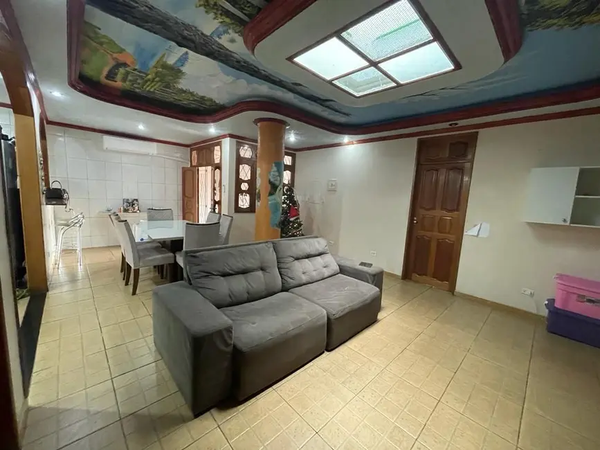 Foto 1 de Casa de Condomínio com 3 quartos para alugar, 425m2 em Manaus - AM