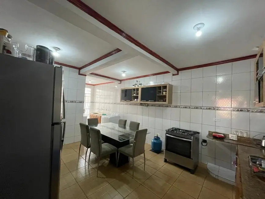 Casa de Condomínio com 3 quartos para alugar, 425m2 em Manaus - AM - imagem 7 Foto 7 de Casa de Condomínio com 3 quartos para alugar, 425m2 em Manaus - AM