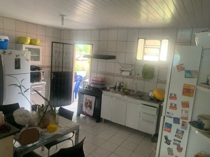 Foto 2 de Casa com 2 quartos à venda, 200m2 em Manaus - AM