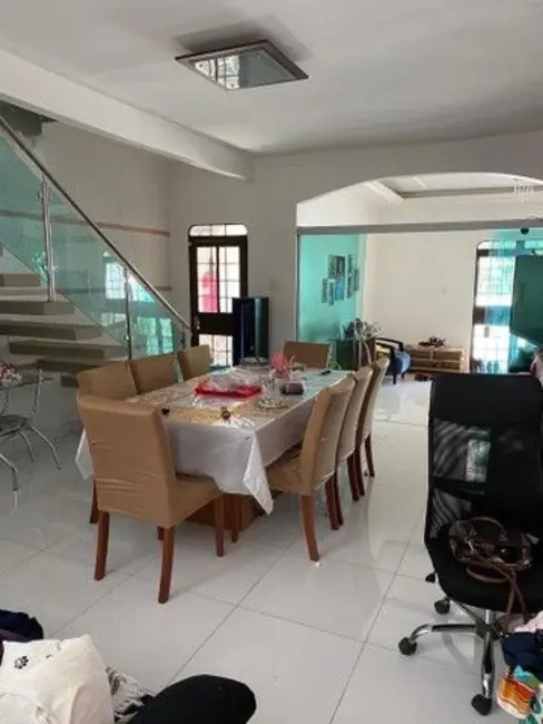 Foto 1 de Casa de Condomínio com 3 quartos à venda, 350m2 em Manaus - AM