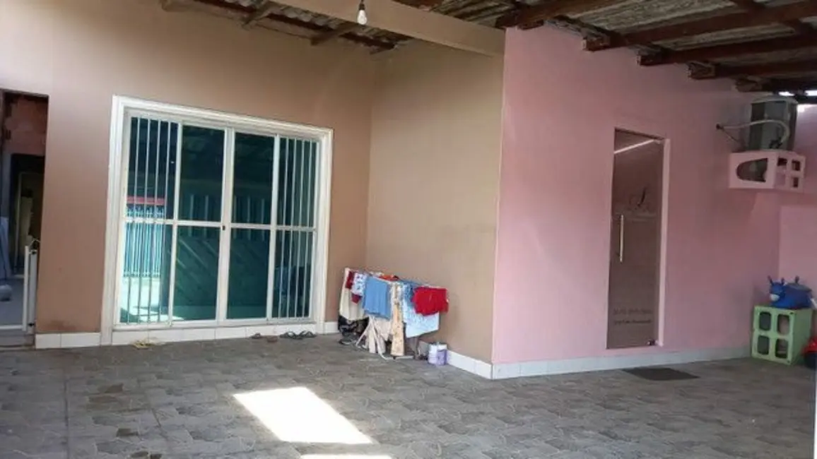 Foto 1 de Casa de Condomínio com 3 quartos à venda, 180m2 em Manaus - AM
