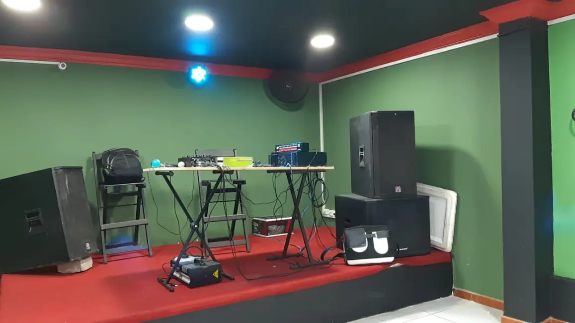 Loja à venda, 600m2 em Manaus - AM - imagem 7 Foto 7 de Loja à venda, 600m2 em Manaus - AM