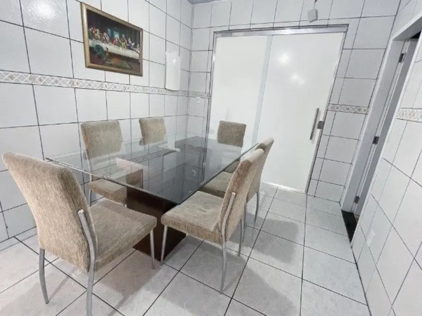 Casa de Condomínio com 4 quartos à venda, 400m2 em Manaus - AM - imagem 8 Foto 8 de Casa de Condomínio com 4 quartos à venda, 400m2 em Manaus - AM