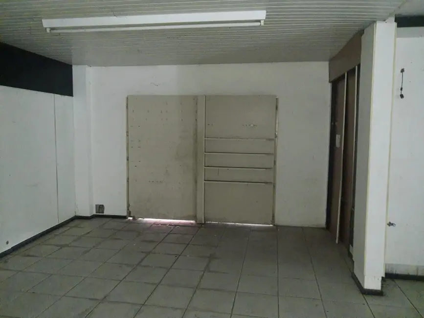 Prédio Inteiro para alugar, 1500m2 em Manaus - AM - imagem 8 Foto 8 de Prédio Inteiro para alugar, 1500m2 em Manaus - AM