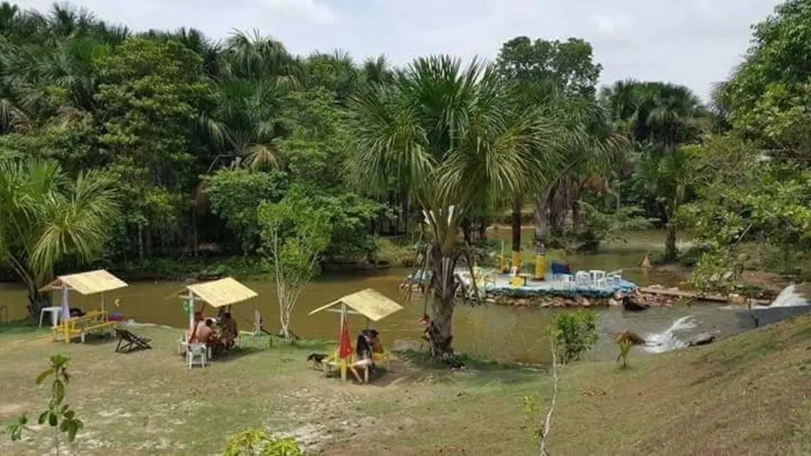 Foto 3 de Chácara com 3 quartos à venda, 450m2 em Manaus - AM