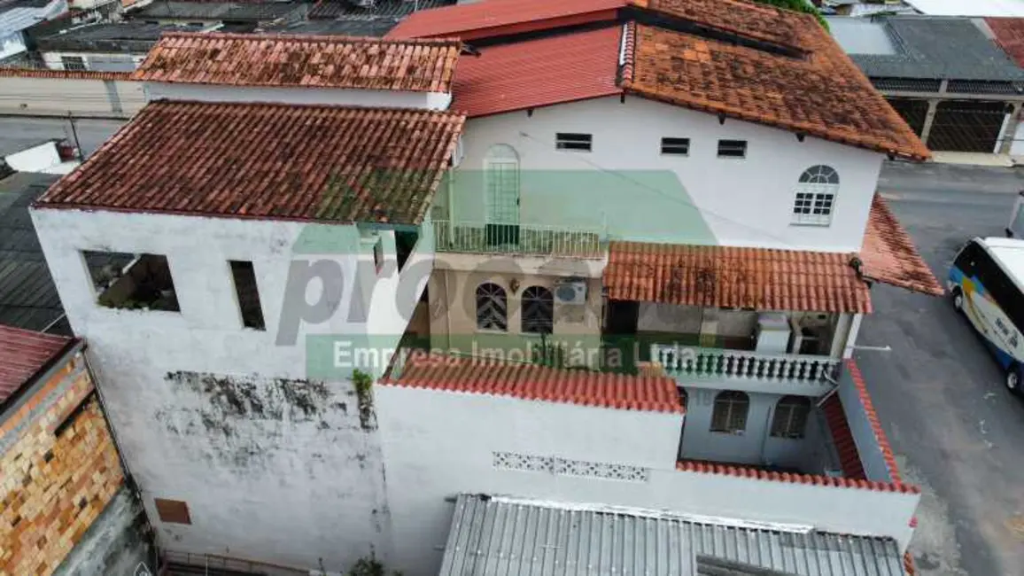 Foto 2 de Casa com 8 quartos à venda, 670m2 em Manaus - AM