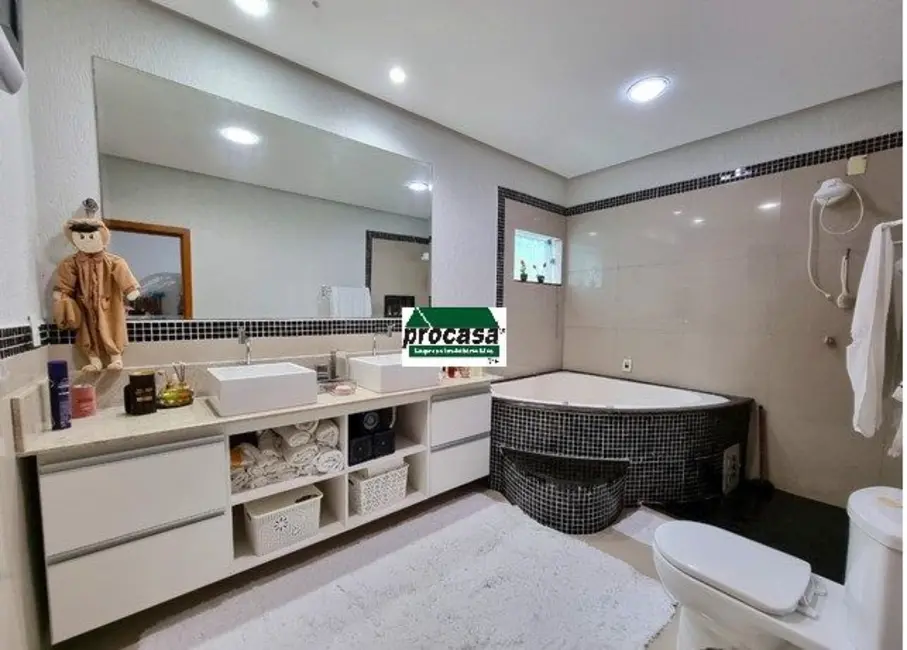 Casa de Condomínio com 3 quartos à venda, 350m2 em Manaus - AM - imagem 7 Foto 7 de Casa de Condomínio com 3 quartos à venda, 350m2 em Manaus - AM