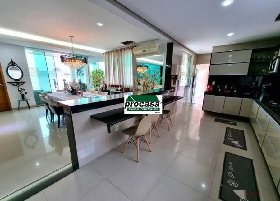 Casa de Condomínio com 3 quartos à venda, 350m2 em Manaus - AM - imagem 4 Foto 4 de Casa de Condomínio com 3 quartos à venda, 350m2 em Manaus - AM