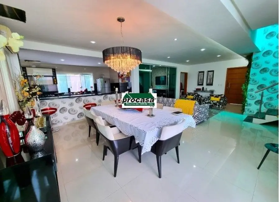 Casa de Condomínio com 3 quartos à venda, 350m2 em Manaus - AM - imagem 2 Foto 2 de Casa de Condomínio com 3 quartos à venda, 350m2 em Manaus - AM