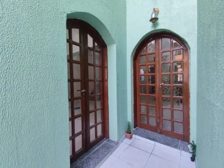 Casa de Condomínio com 4 quartos à venda, 194m2 em Manaus - AM - imagem 4 Foto 4 de Casa de Condomínio com 4 quartos à venda, 194m2 em Manaus - AM
