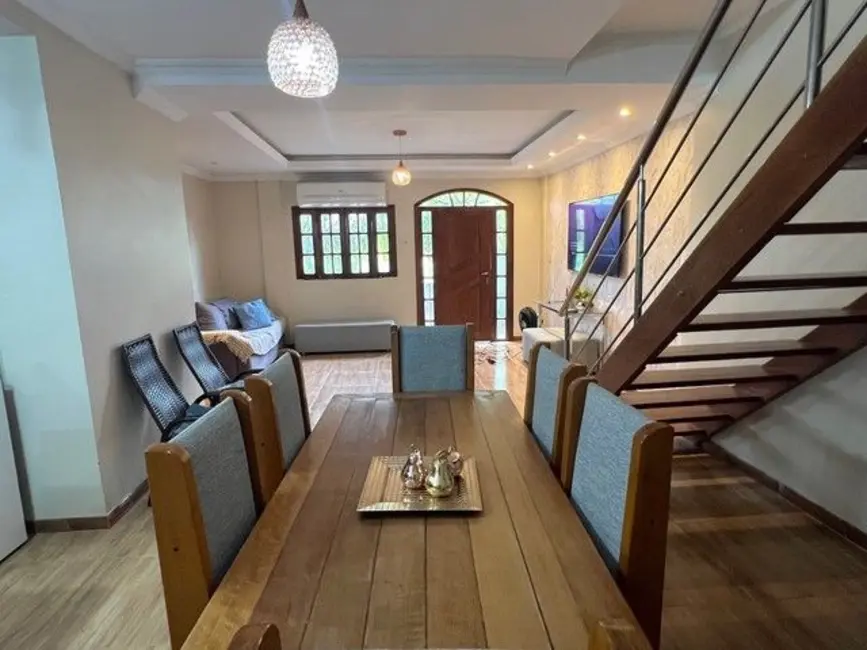 Foto 2 de Casa com 4 quartos à venda, 164m2 em Manaus - AM